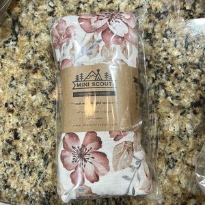 NWT - Swaddle Blanket